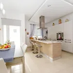 Hillock Apartament