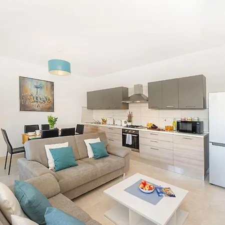 Apartment Hillock Marsalforn