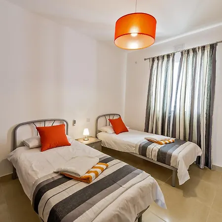 Apartment Hillock