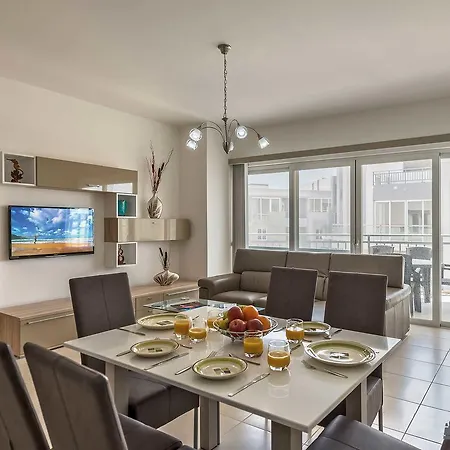 Hillock Apartment Marsalforn